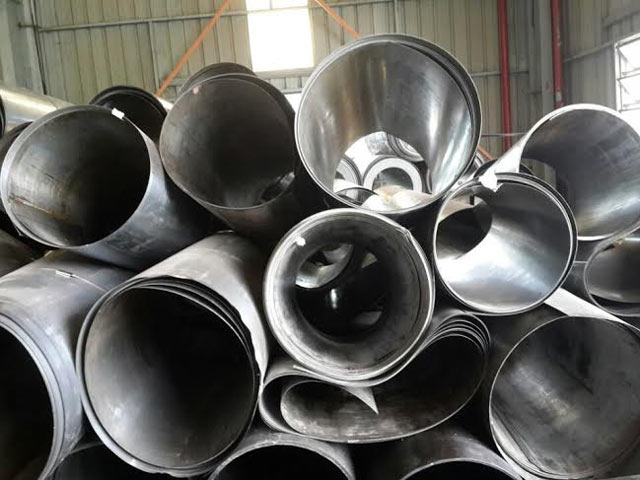 Bồn chứa và đường ống inox phế liệu công nghiệp