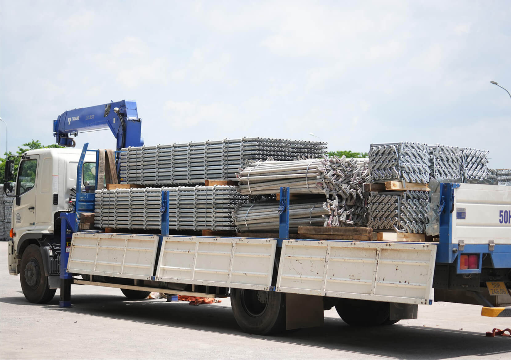 Sắt thép phế liệu phát sinh sau tháo dỡ nhà xưởng công nghiệp