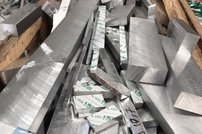 Xe tải thu gom nhôm phế liệu tận nơi tại Hà Nội