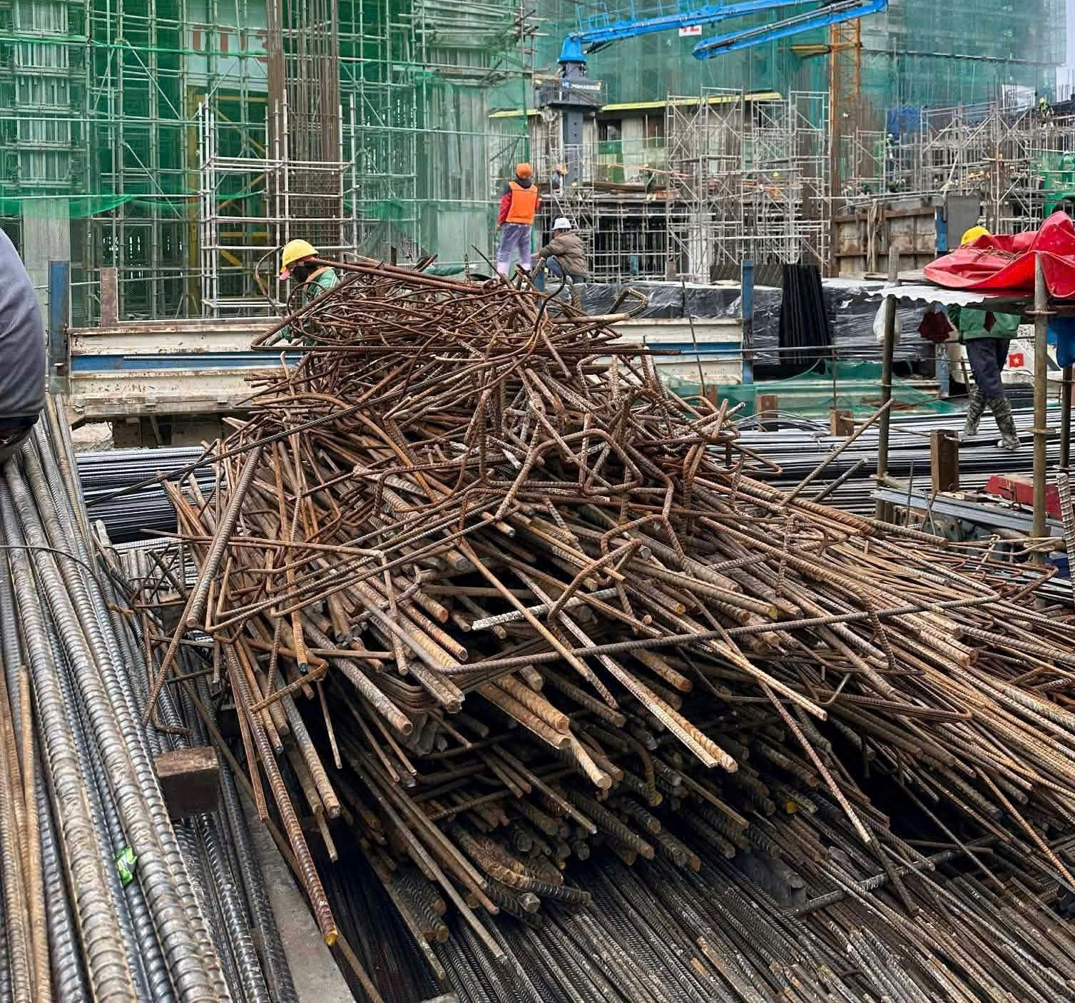 giá sắt bá dơ tại Hà Nội
