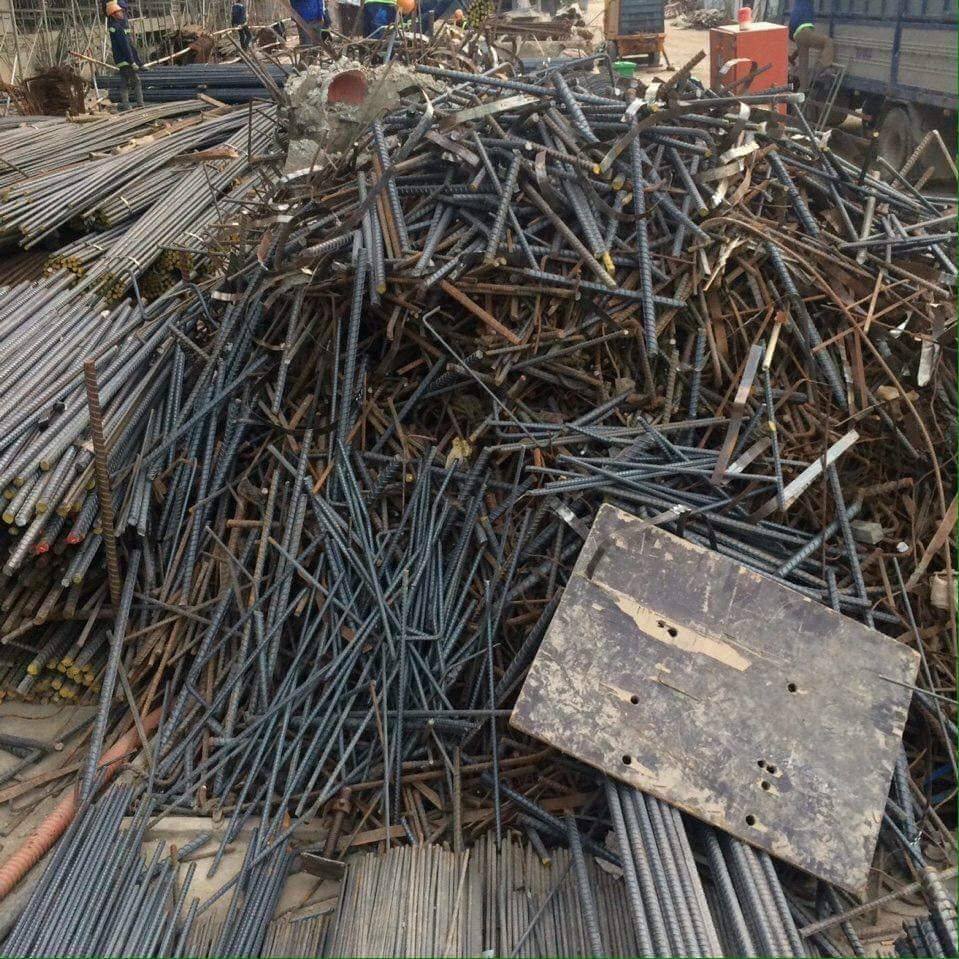 Thu mua sắt vụn Hà Nội tận nơi bằng xe chuyên dụng